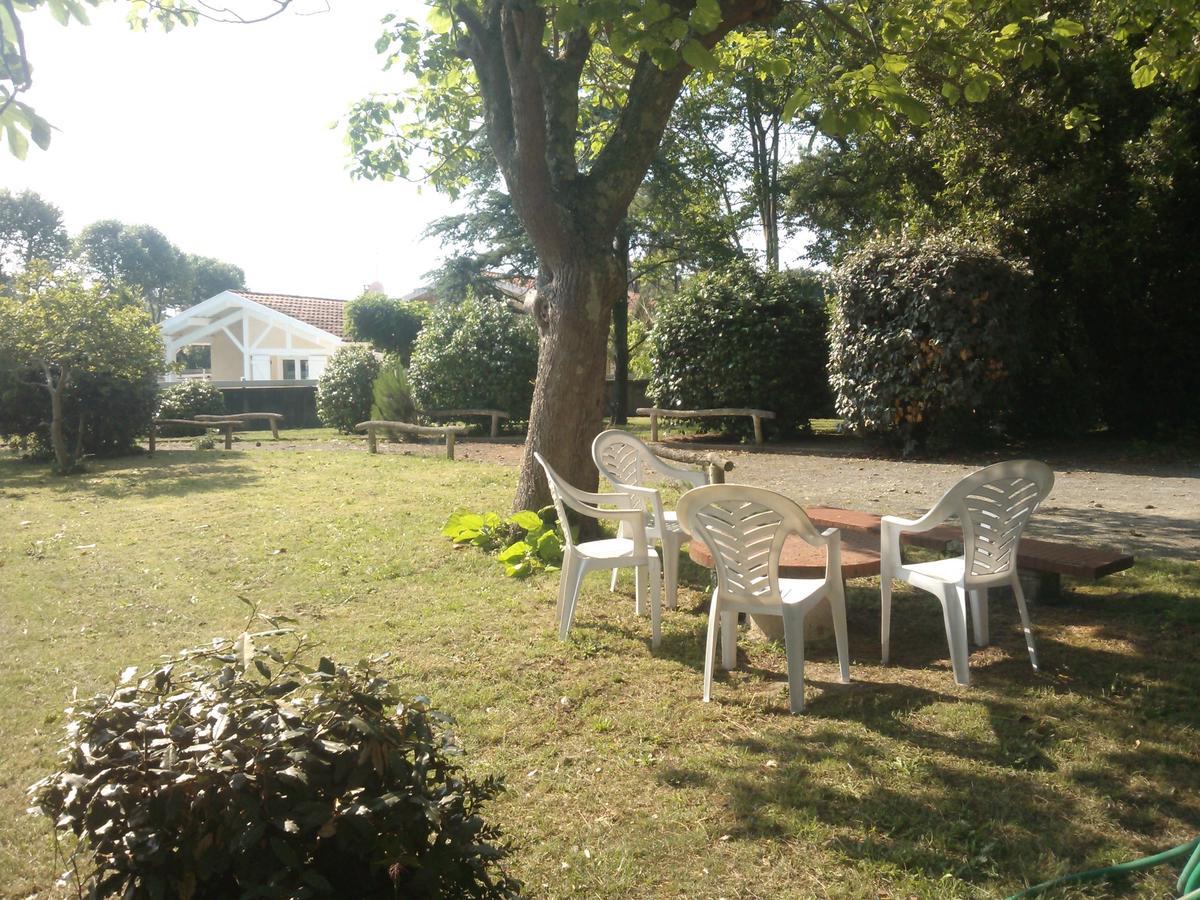 Hotel Restaurant Du Parc Capbreton Buitenkant foto